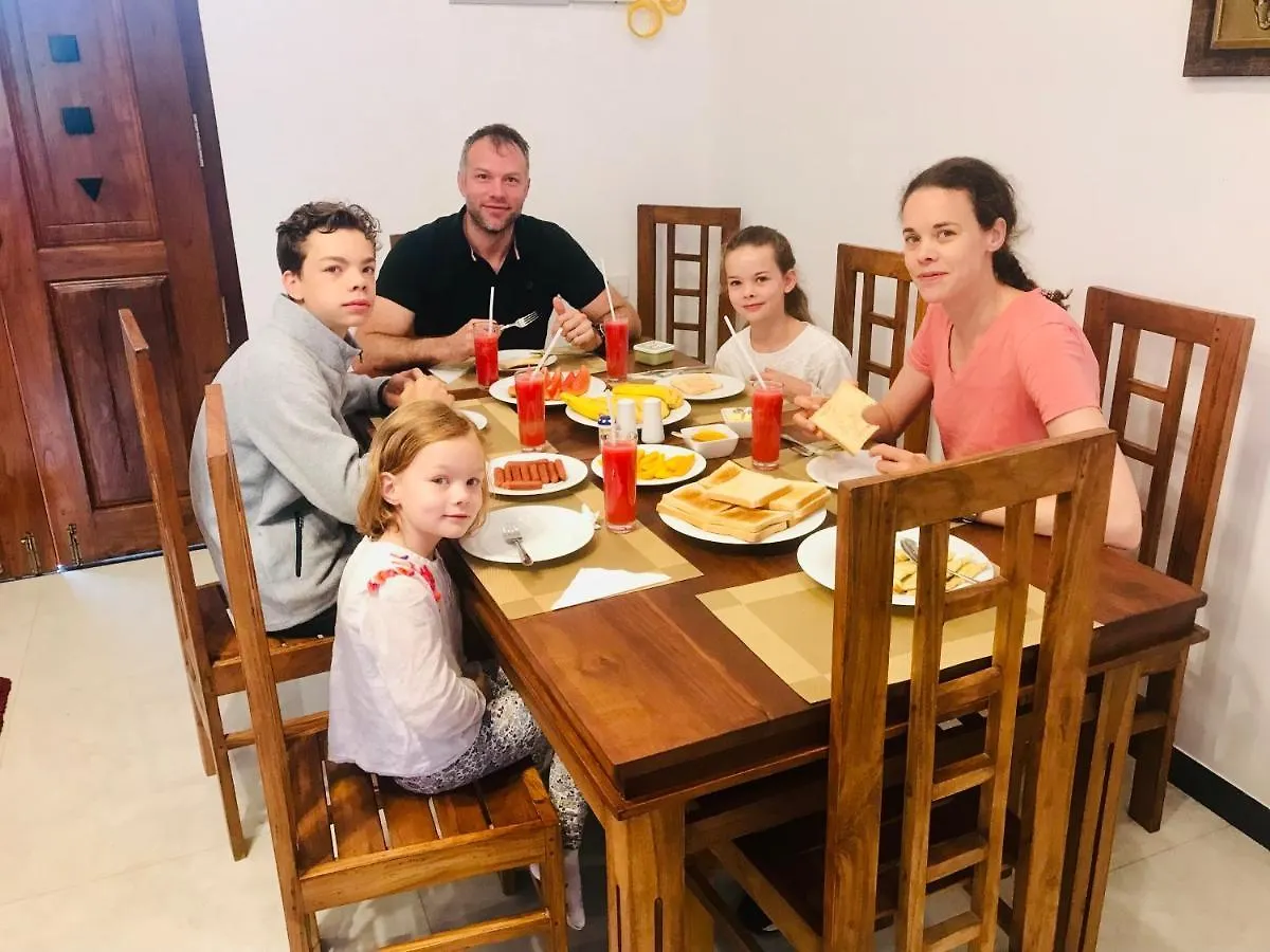 Queensland Hotel Nuwara Eliya